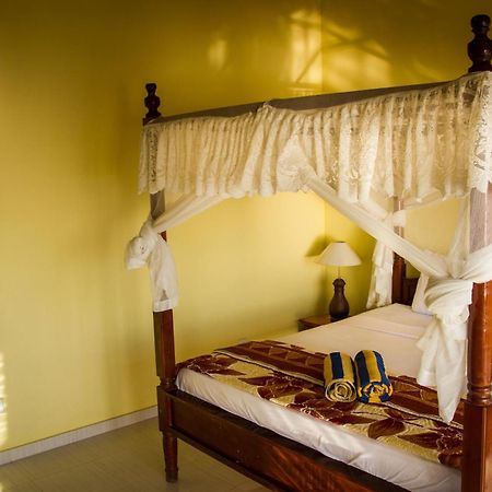 Beten Waru Bungalow And Restaurant Amed  Bilik gambar